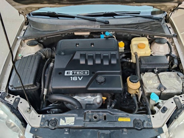 chevrolet-optra-big-6