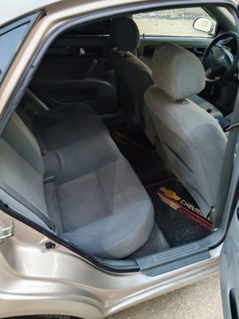 chevrolet-optra-big-5