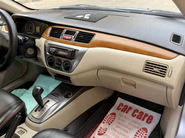 mitsubishi-lancer-big-6