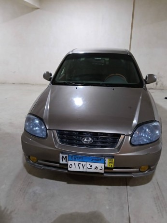 hyundai-verna-big-0