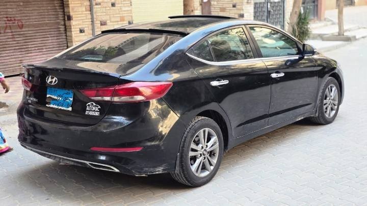 hyundai-elantra-big-3