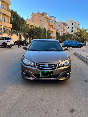 hyundai-elantra-hd-big-0