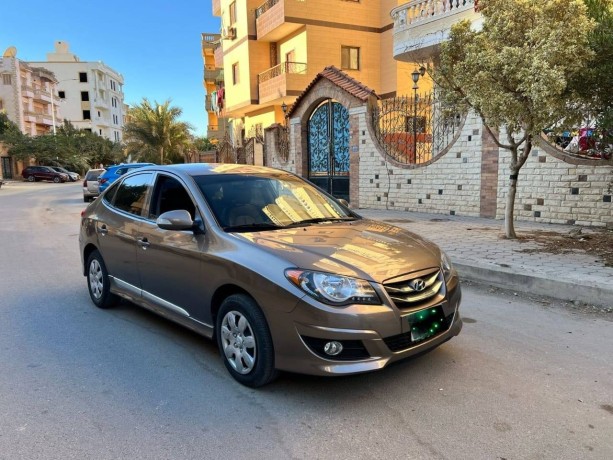 hyundai-elantra-hd-big-1