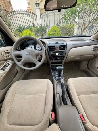 nissan-sunny-big-5