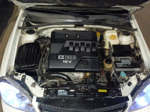 chevrolet-optra-big-5