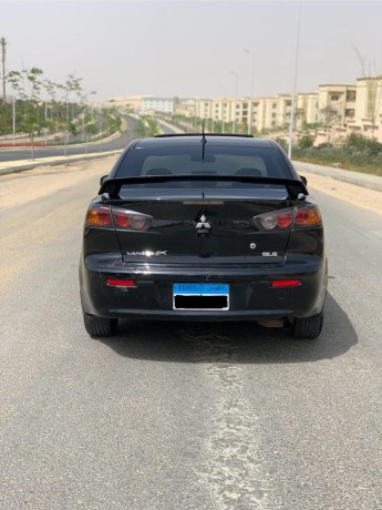 mitsubishi-lancer-big-2