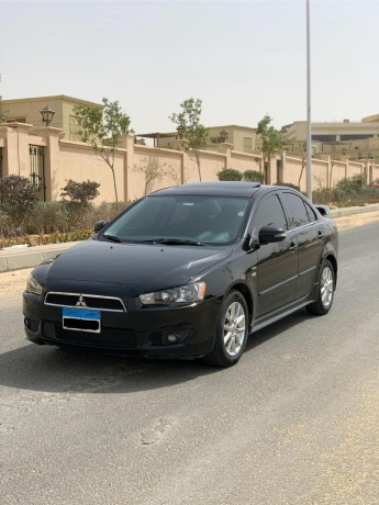 mitsubishi-lancer-big-1
