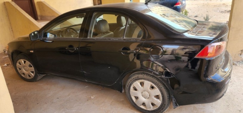 mitsubishi-lancer-big-2