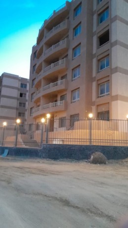 shk-llbyaa-balandls-altgmaa-alkhams-big-0