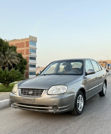 hyundai-verna-big-1
