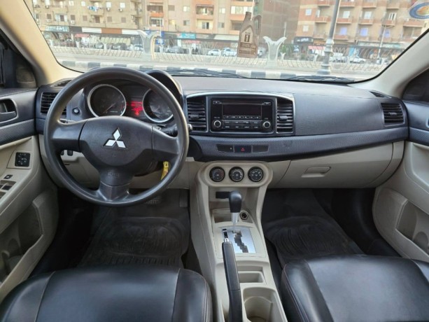 mitsubishi-lancer-big-4