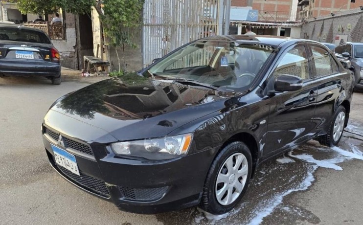 mitsubishi-lancer-big-0