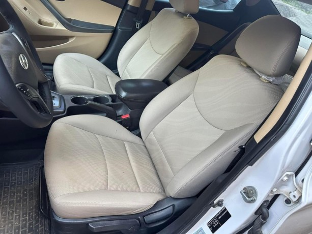 hyundai-elantra-big-6