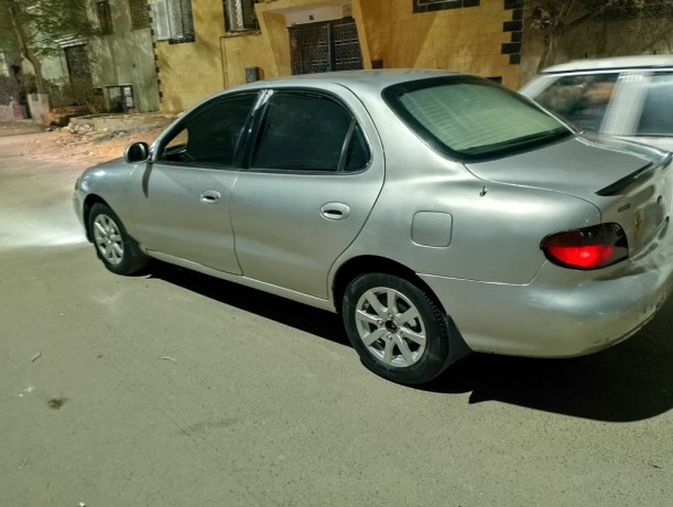 hyundai-elantra-big-1