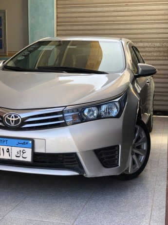 toyota-corolla-big-2